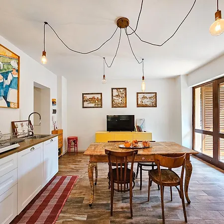 Apartment 5 Minutes From The Garda - La Balbiana Montinelle